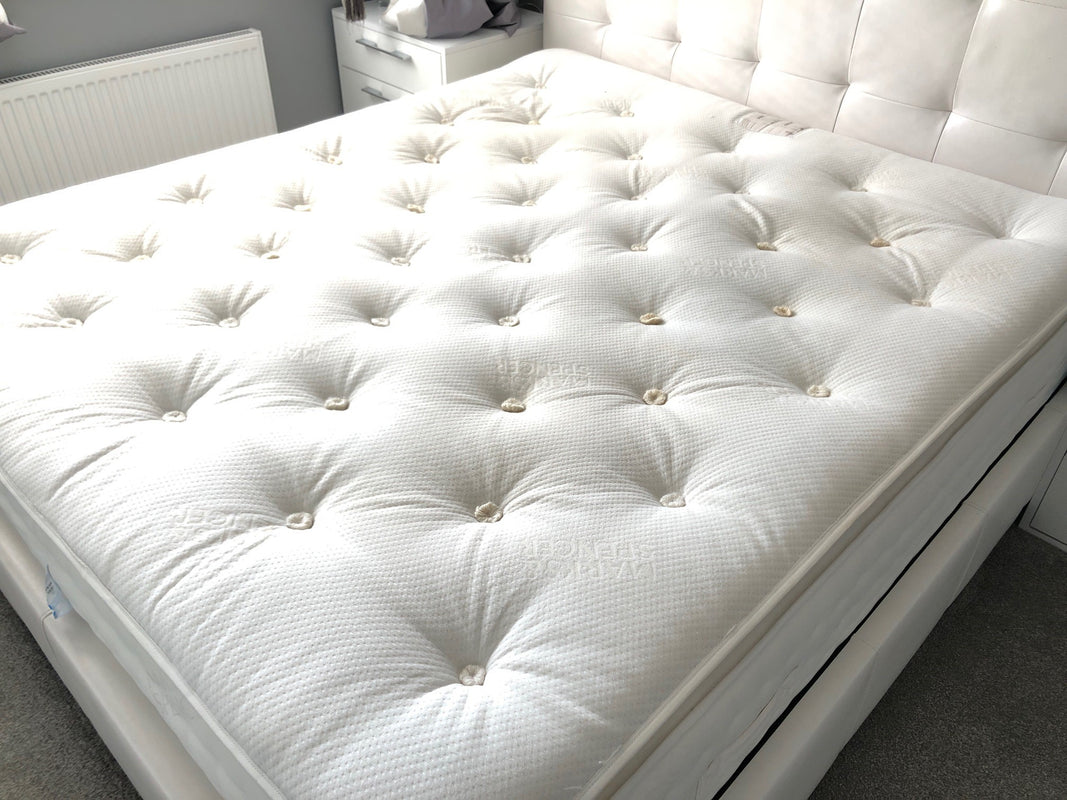 Mattress cleaning stain removal