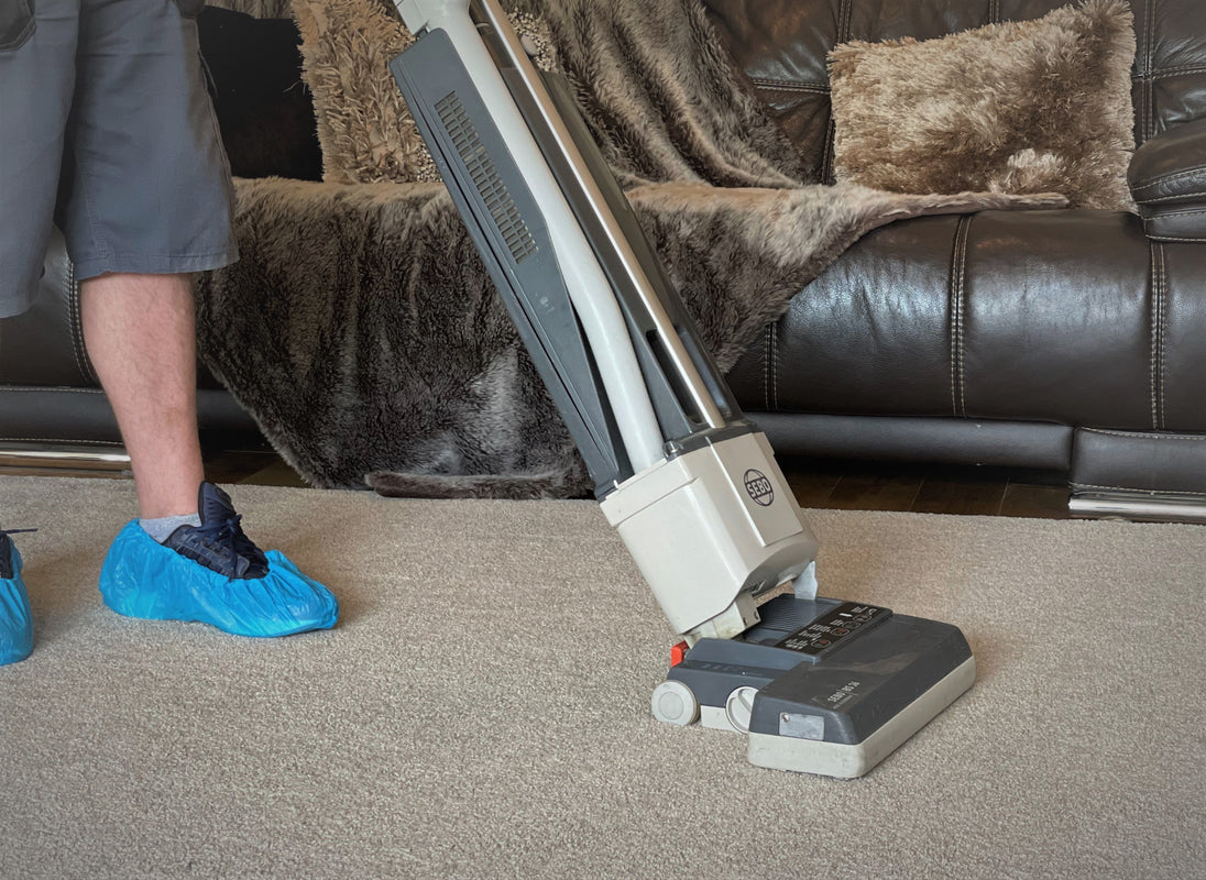 Carpet cleaning Altrincham Wilmslow vacuuming